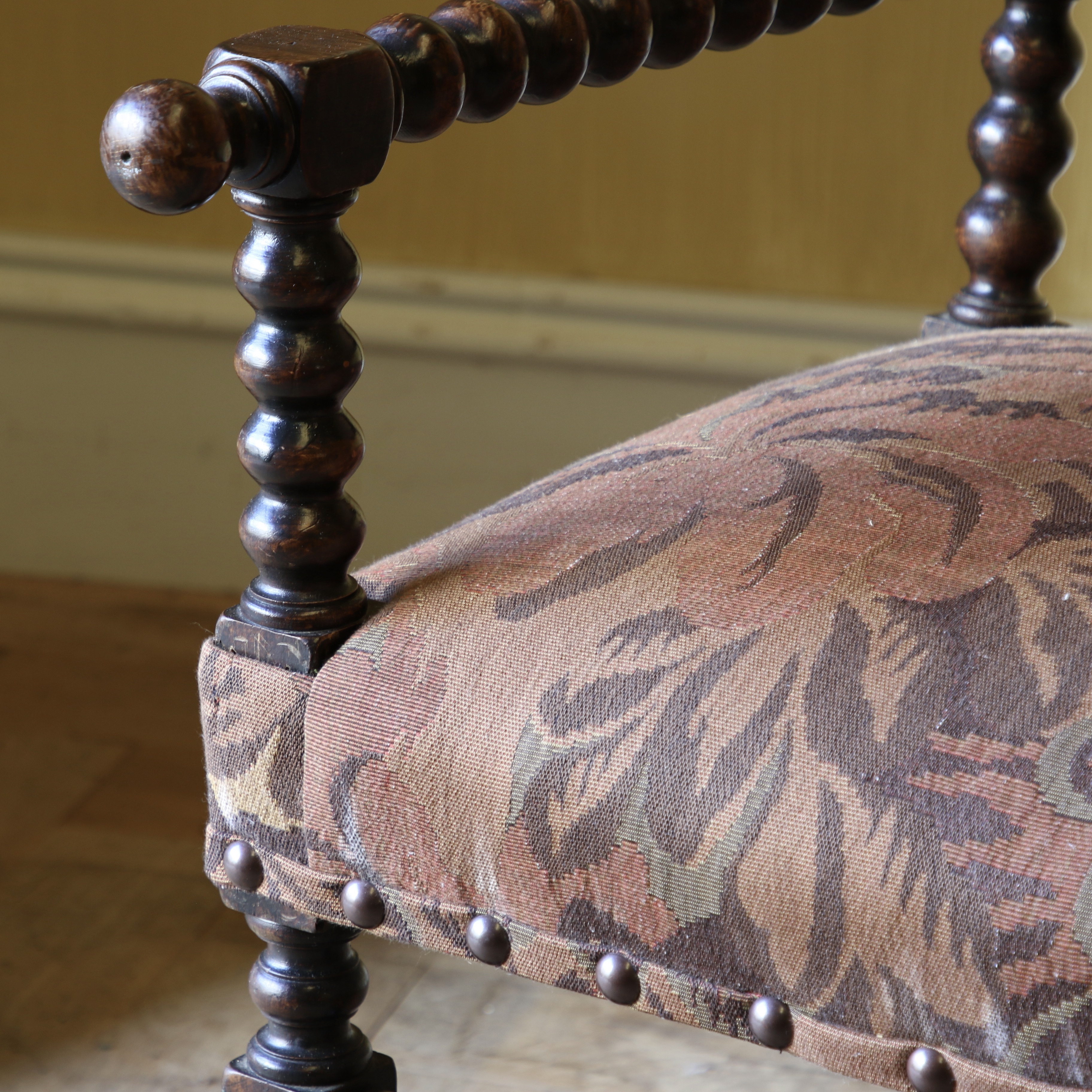 Bobbin Chair